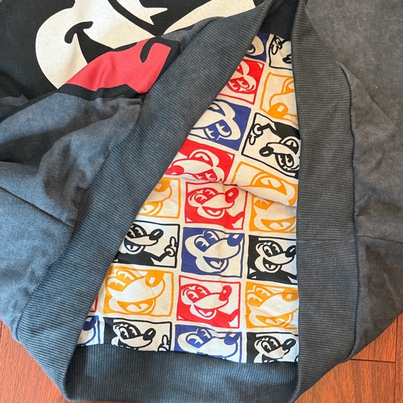 Zara Gray Mickey Mouse x Keith Haring collab Crew Neck Sweater - Picture 7 of 12